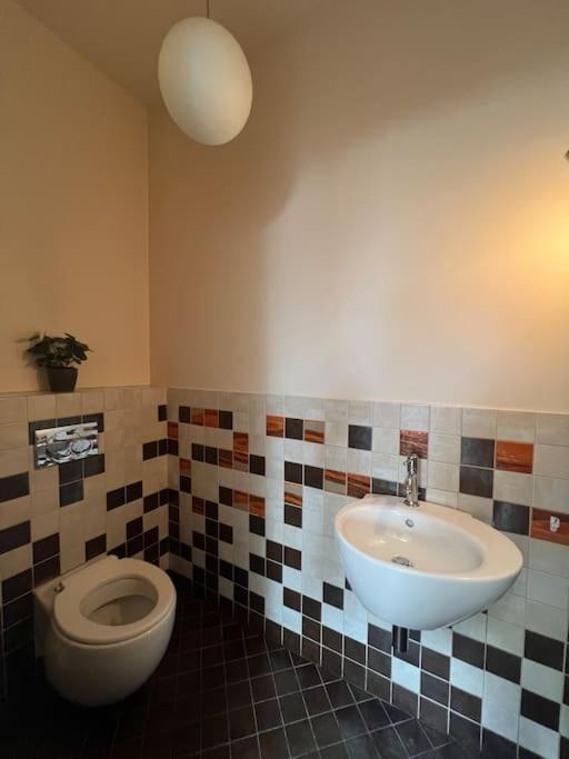 Old Town Apartment With Free Parking Vilnius Dış mekan fotoğraf